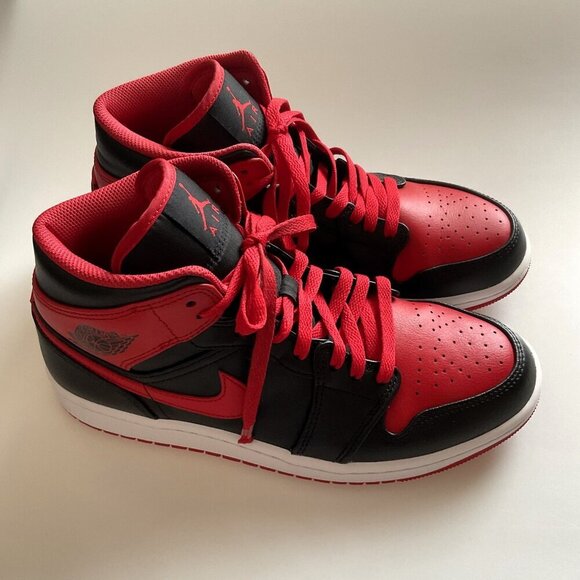 JORDAN 1 MID ALTERNATE BRED (2022) WITH THE BOX RED BLACK - Picture 3 of 16